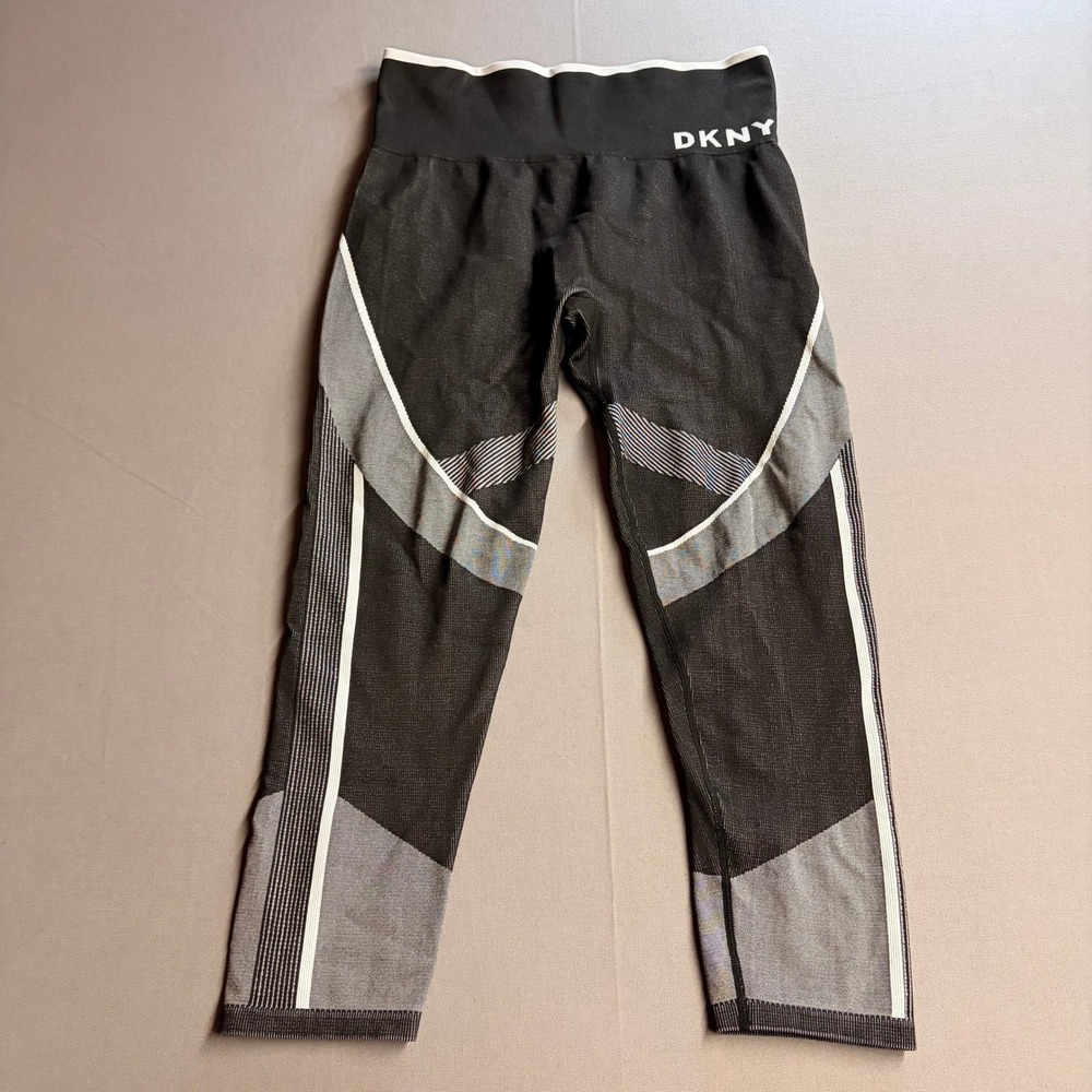 DKNY Sport Women Large Black Grey Seamless High Waist Capri Leggings 399